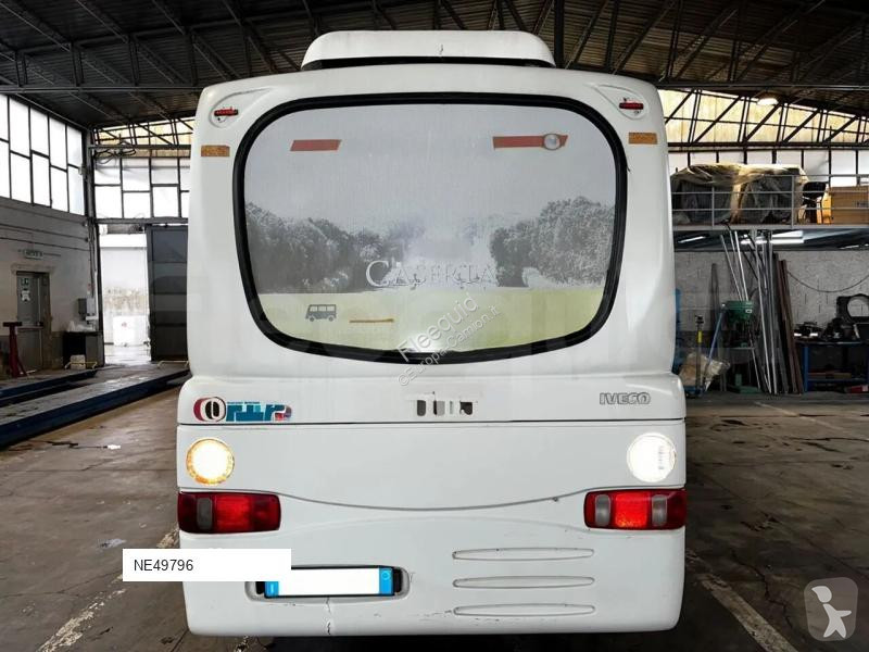 باص Iveco Cacciamali