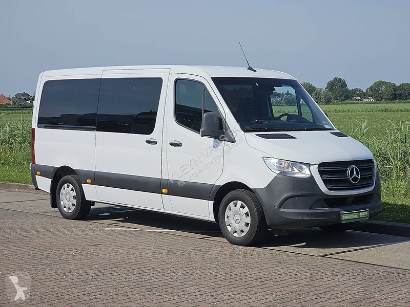 Furgoneta Mercedes 311 TOURER 9-Persoons