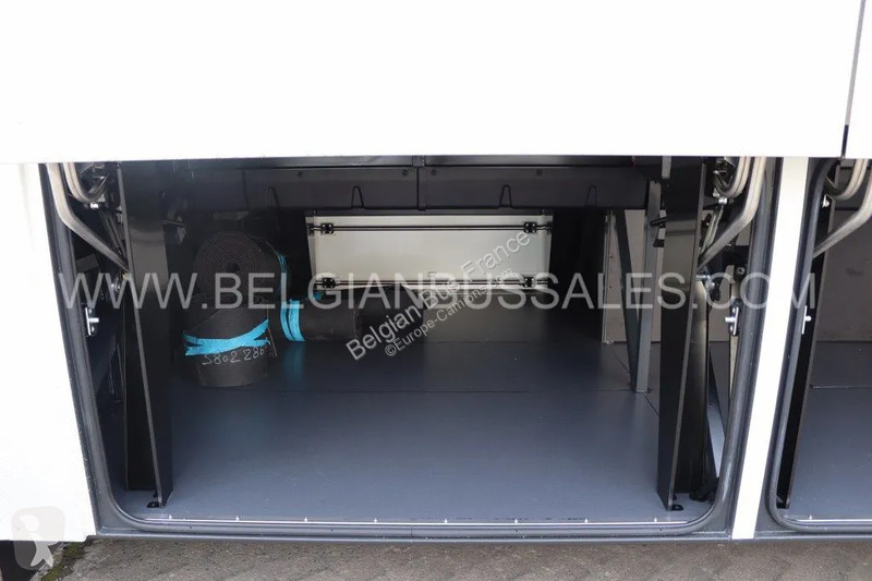 Bus Iveco 12m / Full Options / 3-point seat...