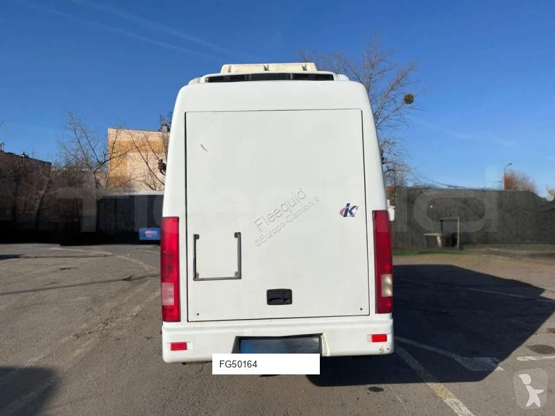 باص Iveco