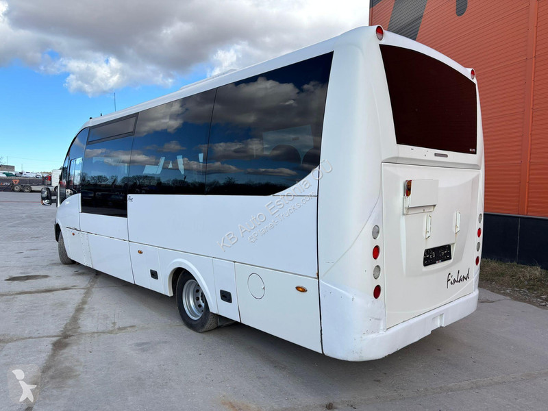 Furgoneta Iveco Rosero 23 SEATS / AC /...
