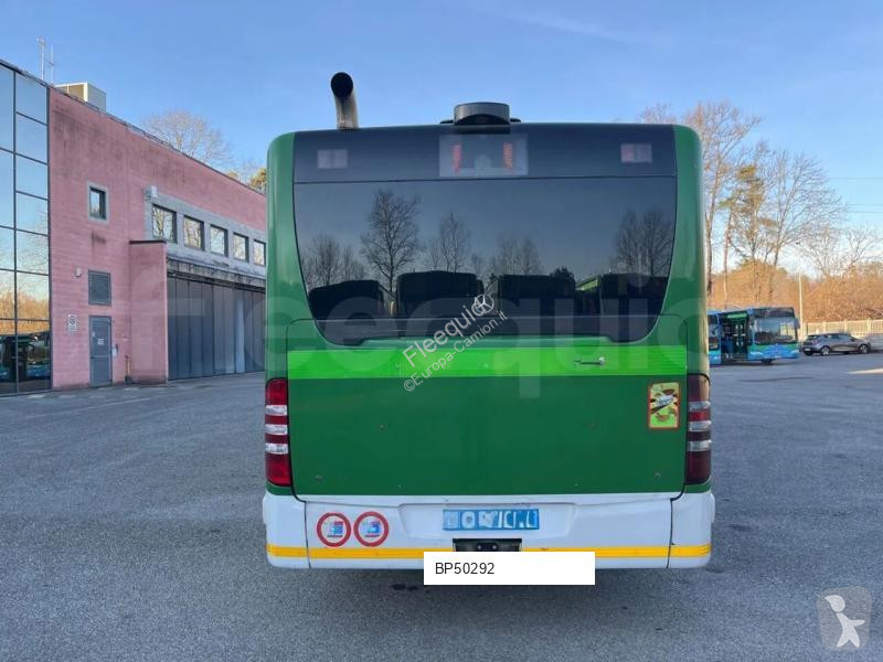 باص Mercedes G