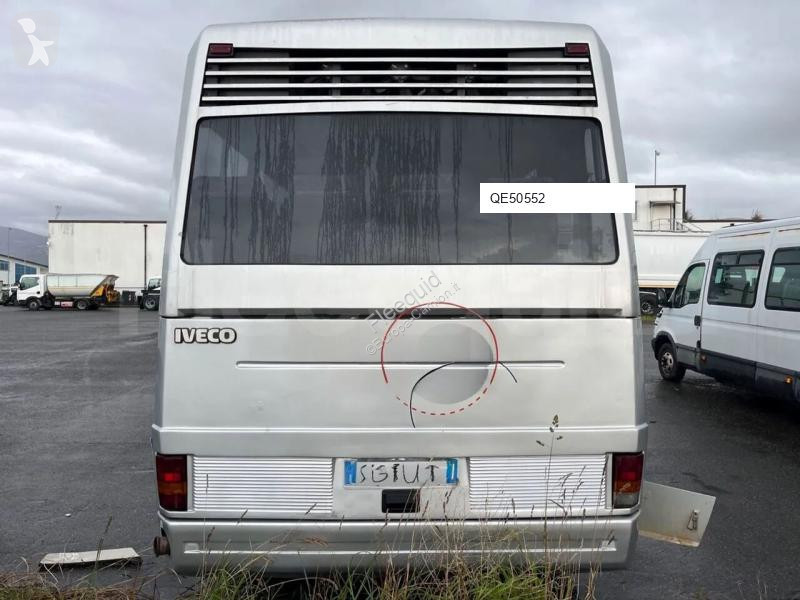 باص Iveco Orlandi