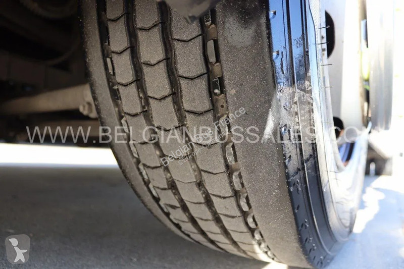 باص Otokar Vectio 250U / 9.2m / Manual / Lift /...