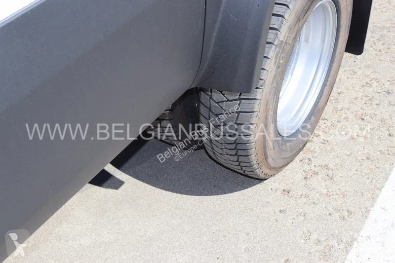 Furgoneta Iveco Line New / 10 X UNITS / 65C18H8...