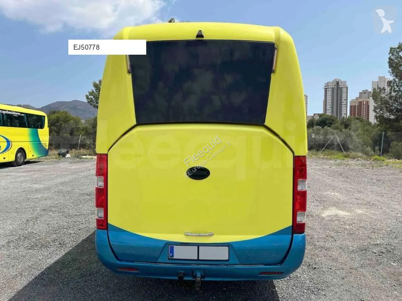 باص Iveco Ferqui