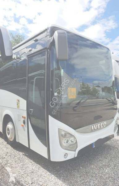 باص Iveco iveco...