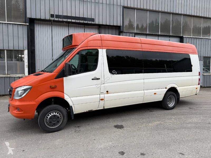 Véhicule utilitaire Mercedes 4x4