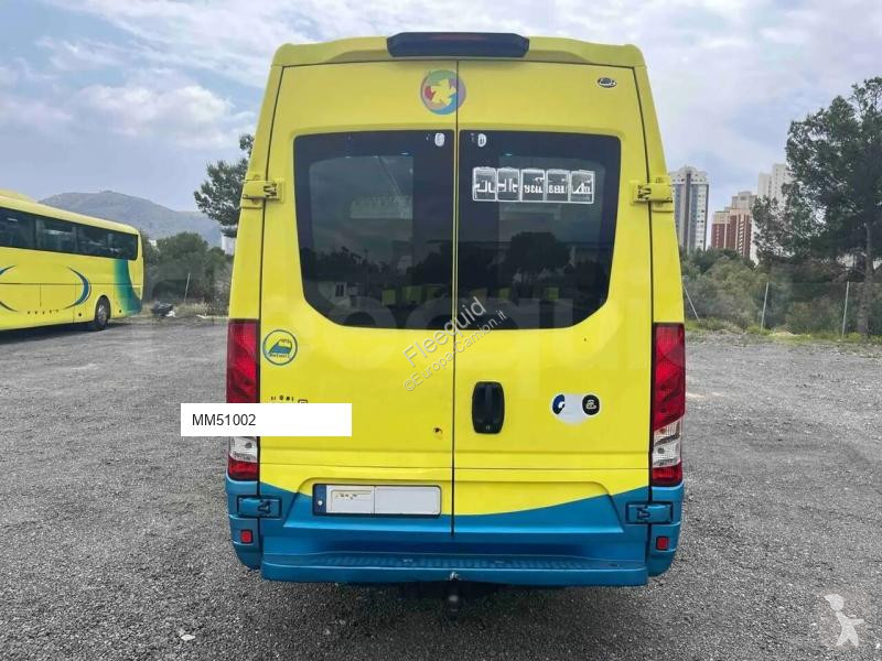 باص Iveco Ferqui