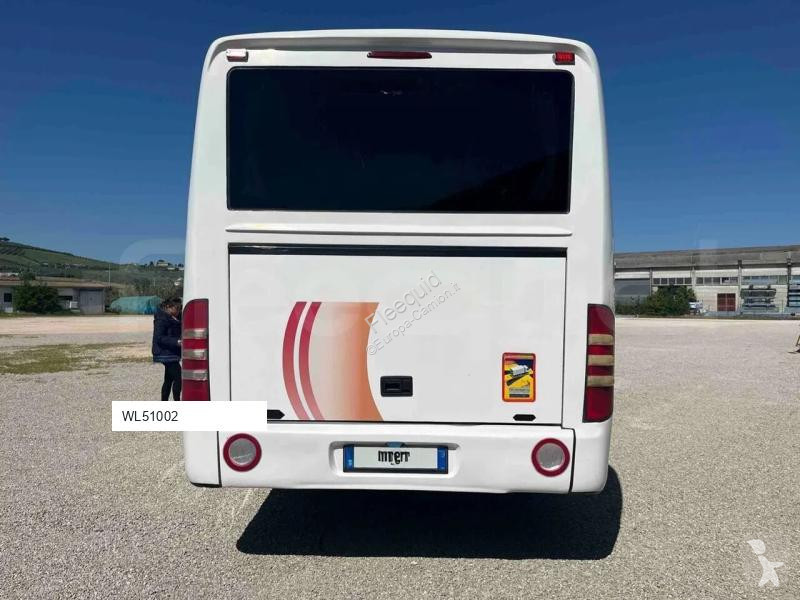 باص Iveco Indcar Mobi