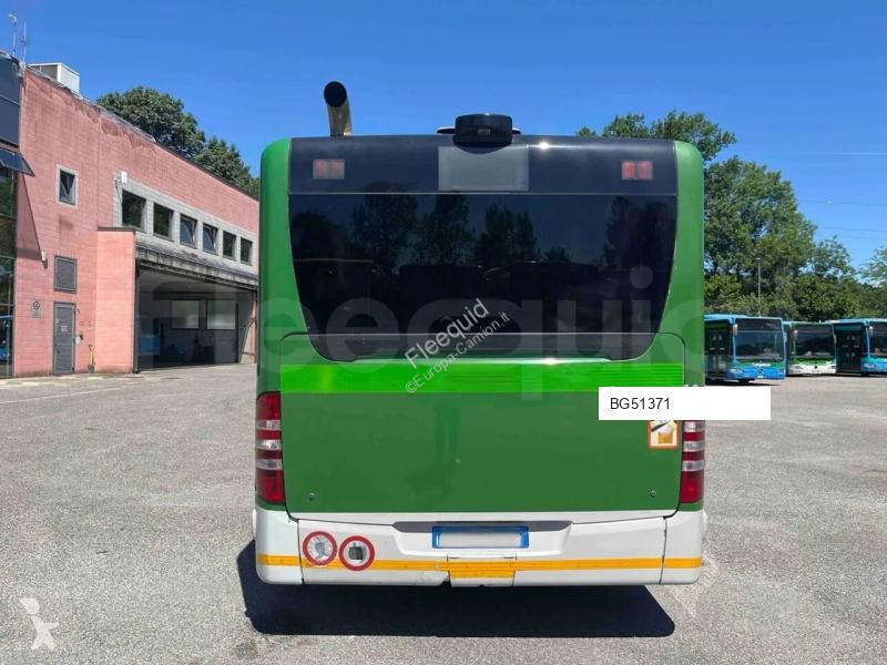 باص Mercedes G