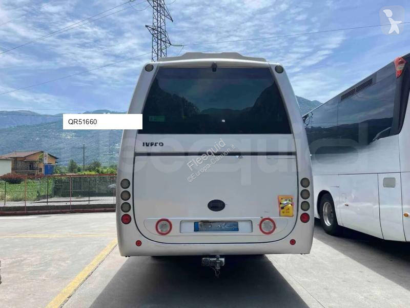 باص Iveco Unvi Compa