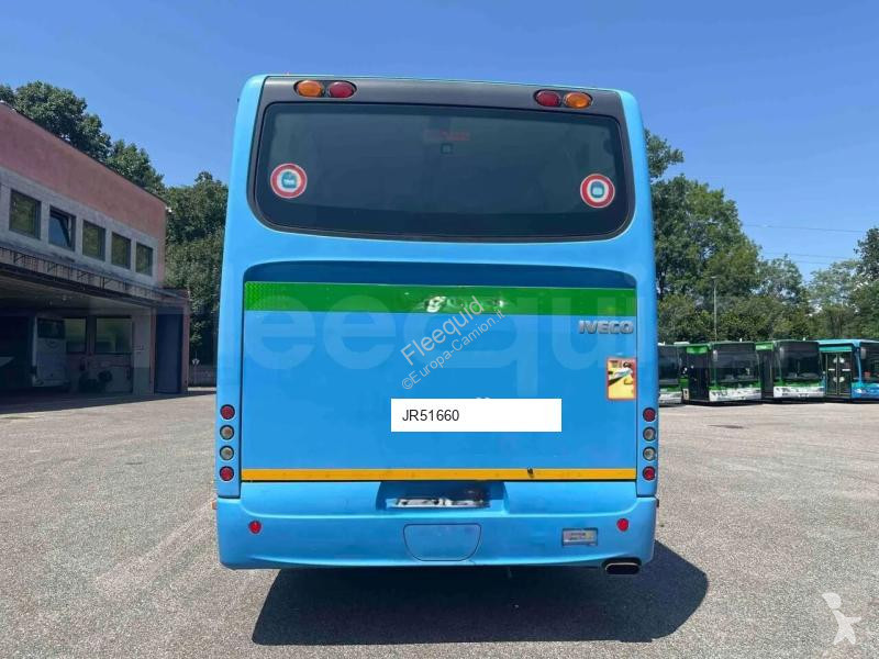 باص Iveco