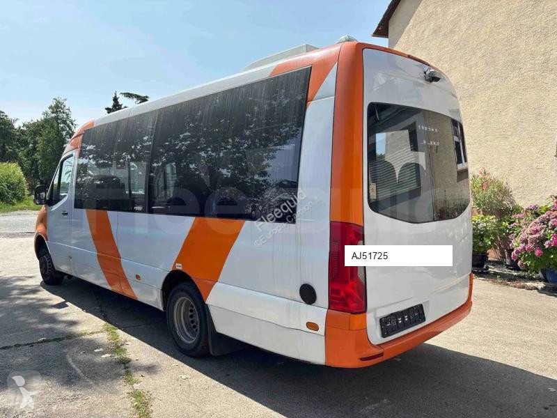 Furgoneta Mercedes