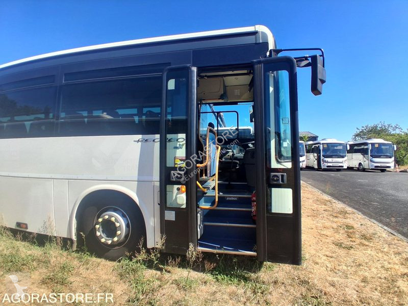 باص Irisbus RECREO
