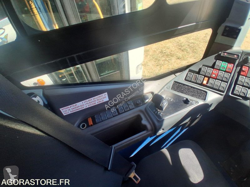باص Irisbus RECREO
