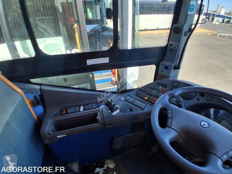 باص Irisbus RECREO