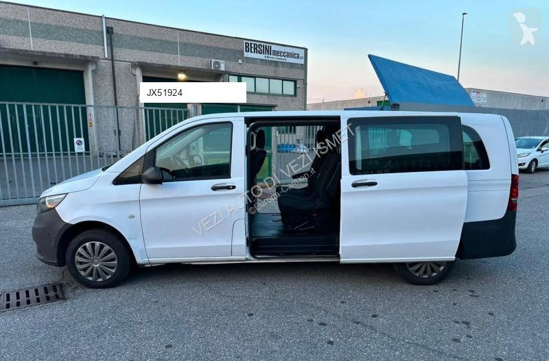 Autobús Mercedes