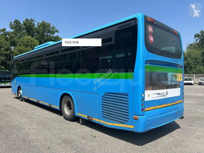 باص Iveco