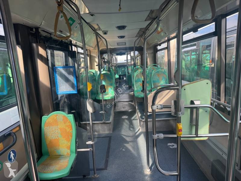 باص Irisbus