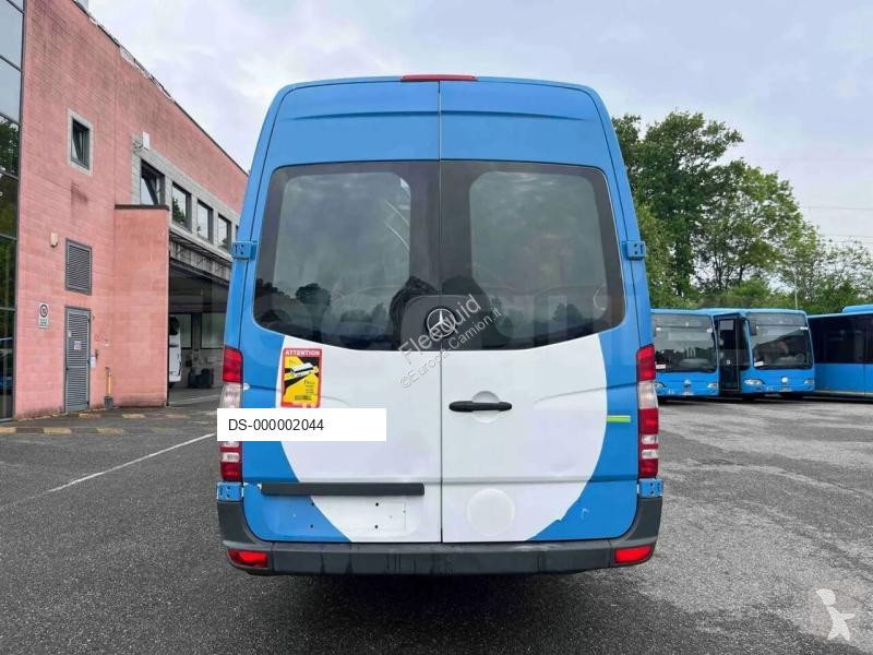 Autóbusz Mercedes