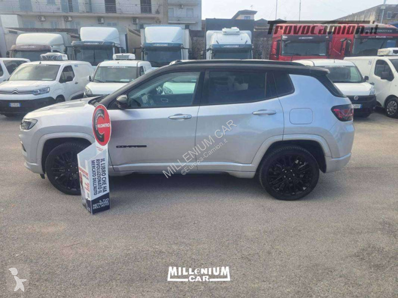 Коммерческий автомобиль  JEEP COMPASS S 4XE...
