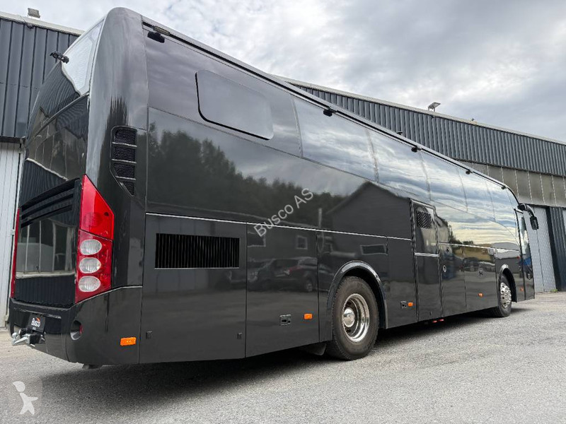 Autóbusz Volvo 9900. Motorhome!