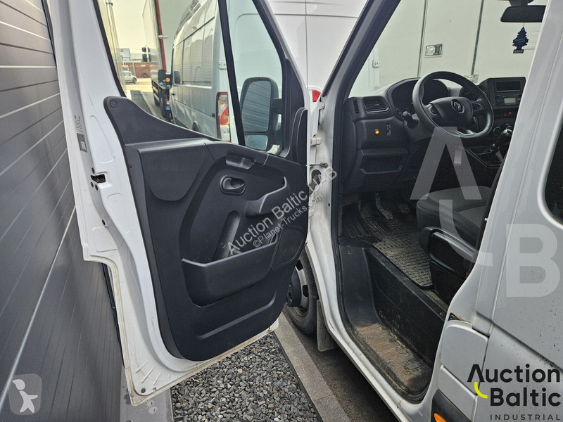 Buss Renault Multicab