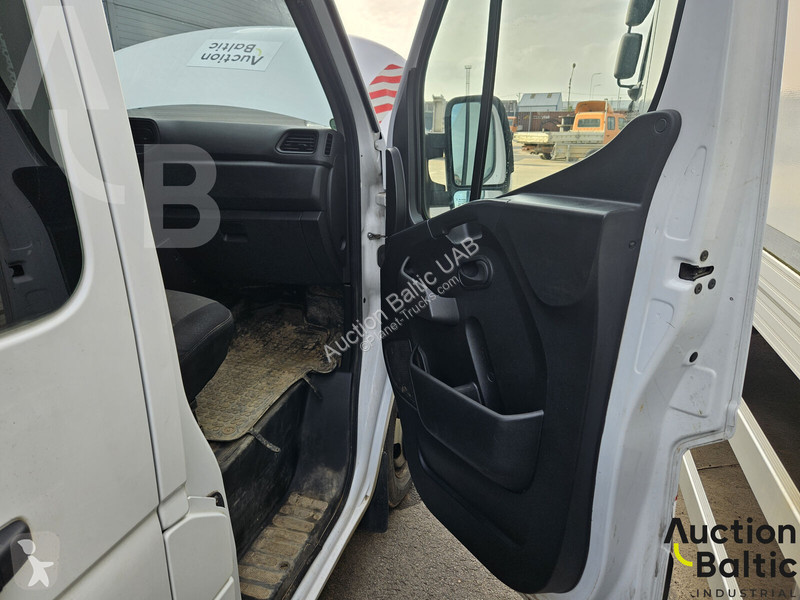 Buss Renault Multicab