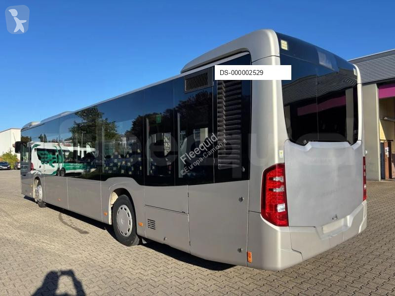 Autobús Mercedes