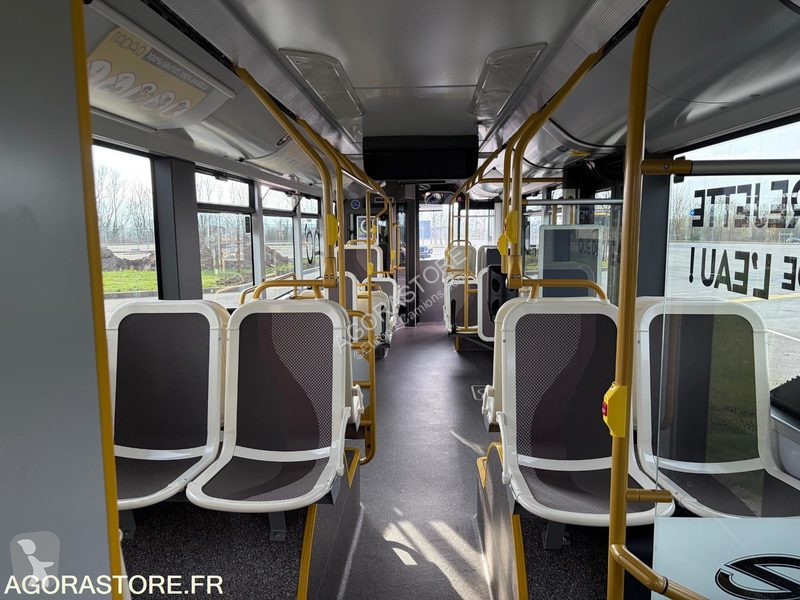 Autóbusz Solaris URBINO 12