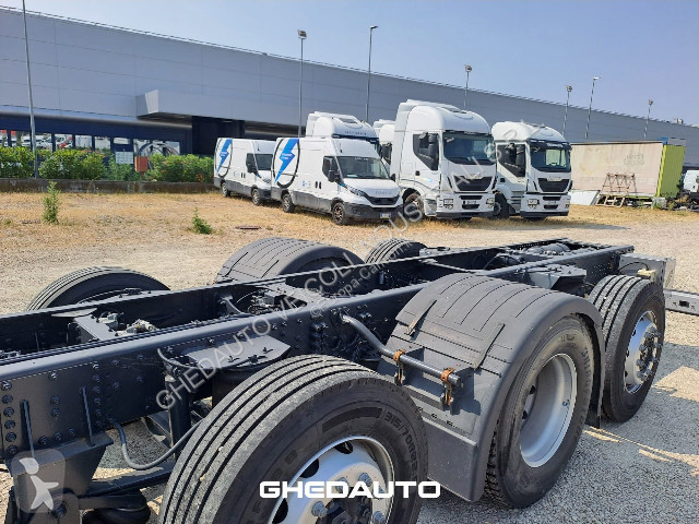 Camion Iveco Stralis AT440S46 - TRATTORE -...