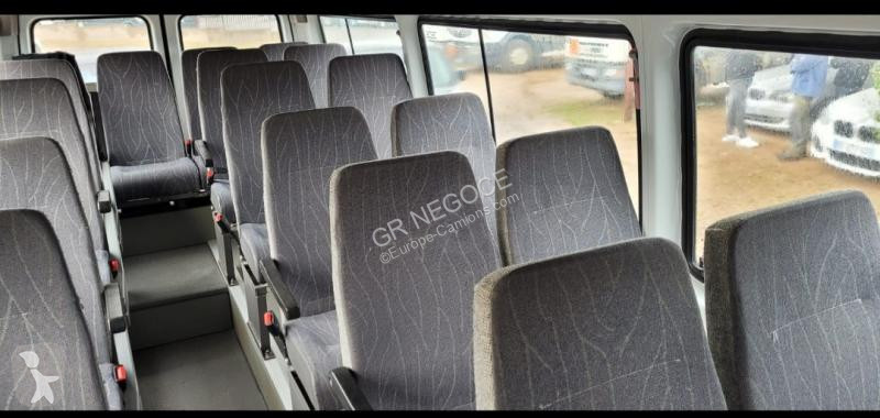 Autobus Mercedes 413 D