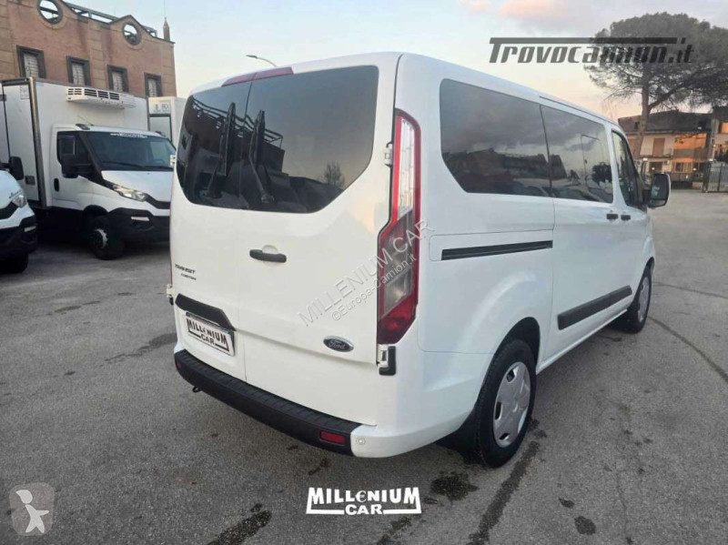 Véhicule utilitaire Ford FORD CUSTOM 9 POSTI 2019