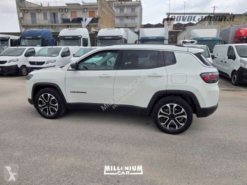 Autobuz  COMPASS 4XE LIMITED 2022