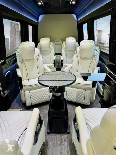 Autobus Mercedes Cuby 11+1 VIP Line
