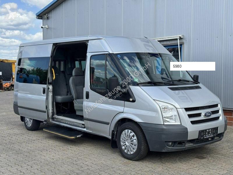 Autobus Ford