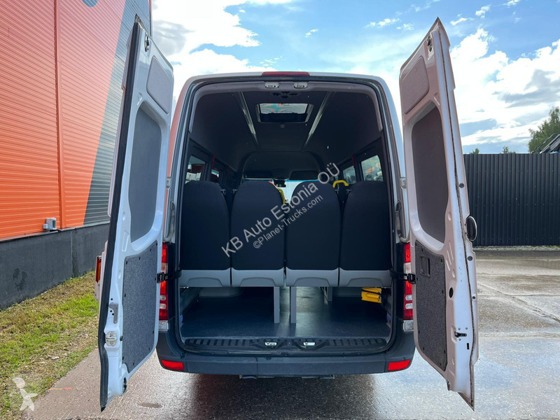 Veicolo commerciale Mercedes 516 CDI 19 +1...