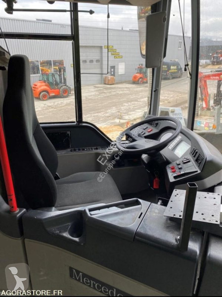 Autobuz Mercedes s