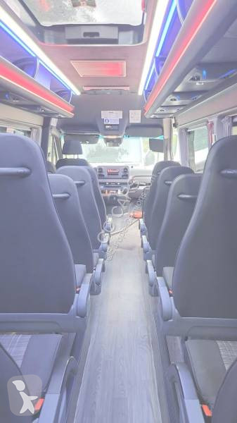 Autobus Mercedes 22+1 519 V6