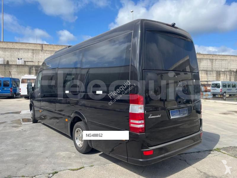 Autobús Mercedes