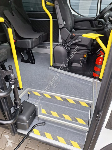 باص Iveco