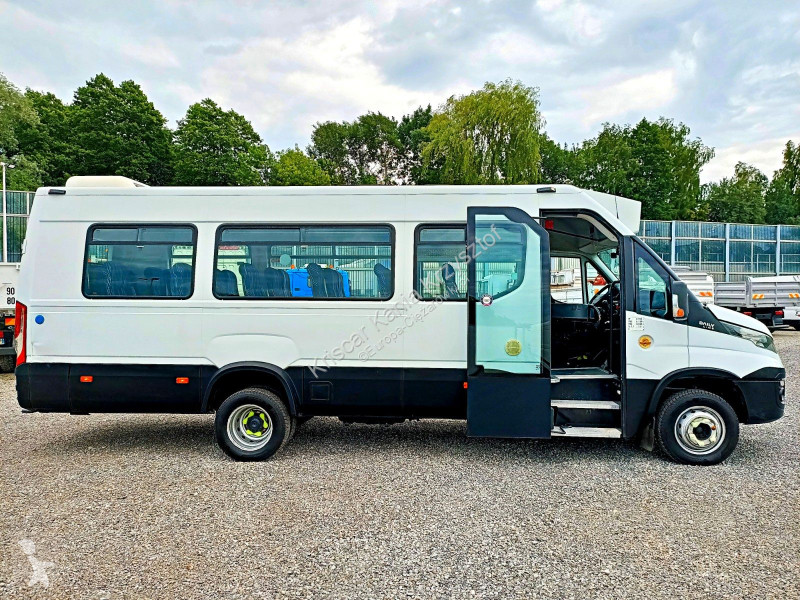 باص Iveco Line 60C17 24 Seats LIFT LIFT