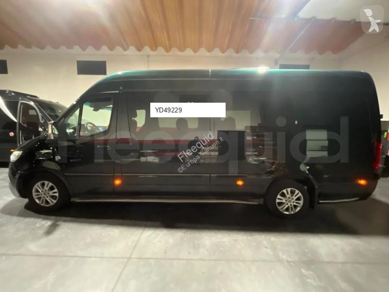 باص Mercedes