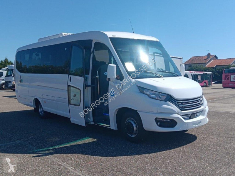 باص Iveco DAILY 32 PAX GNV