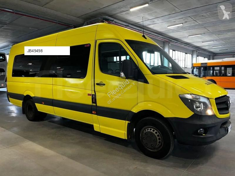 باص Mercedes