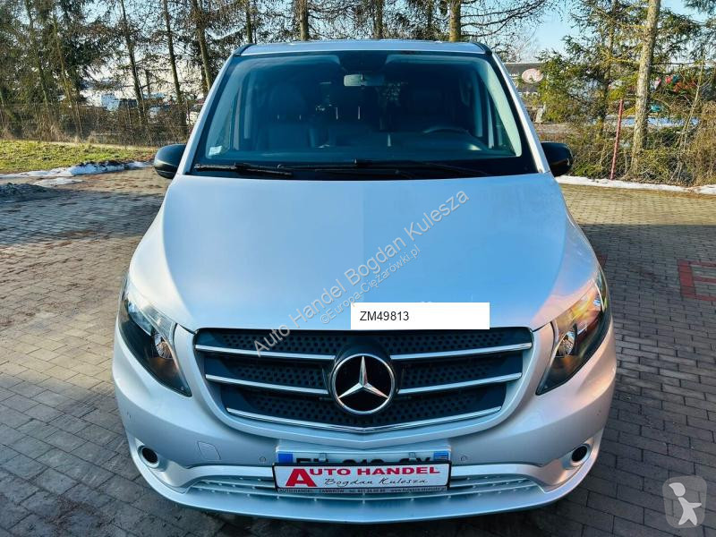 باص Mercedes