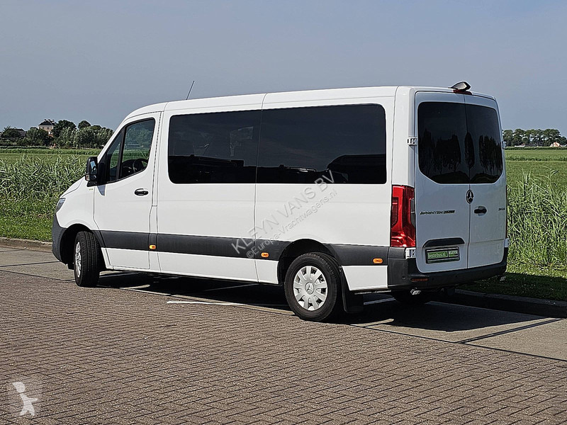Furgoneta Mercedes 311 TOURER 9-Persoons