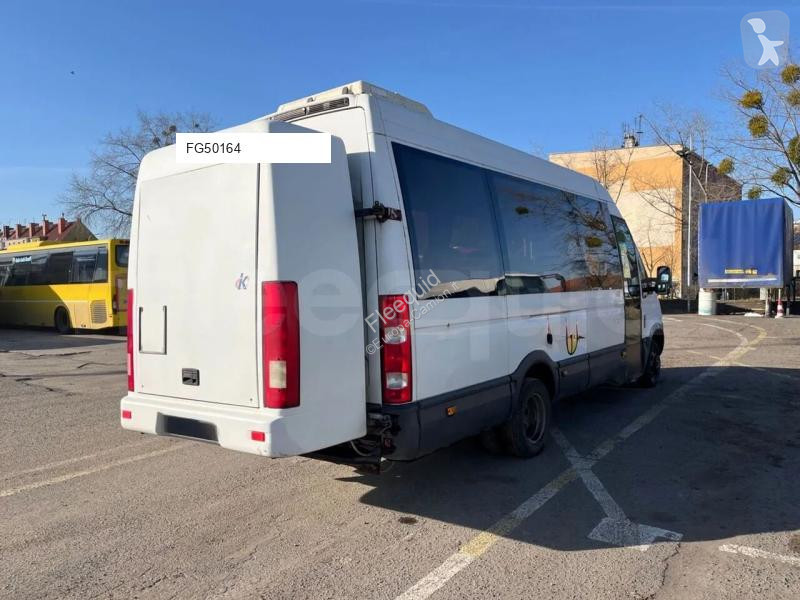 باص Iveco