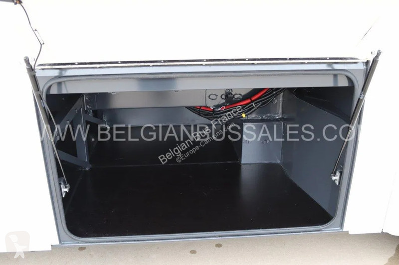 باص Iveco 10.8m Pop Light / Aut / NEW!! / No Airco